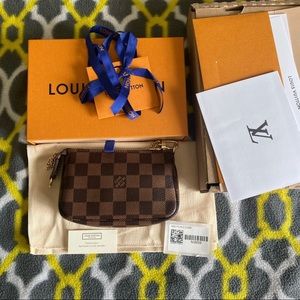 Brand New Louis Vuitton Mini Pochette Damier